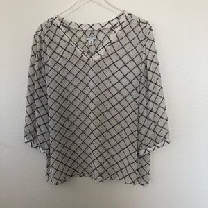 White Semi-Sheer Diamond Pattern Top XL